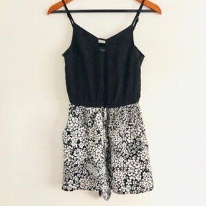 MINKPINK Romper XS Floral Keyhole Black & White Summer Vacation Trip Lightweight